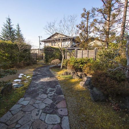 Tomiya Ryokusuian Sado-Taiken Guest House Exterior foto