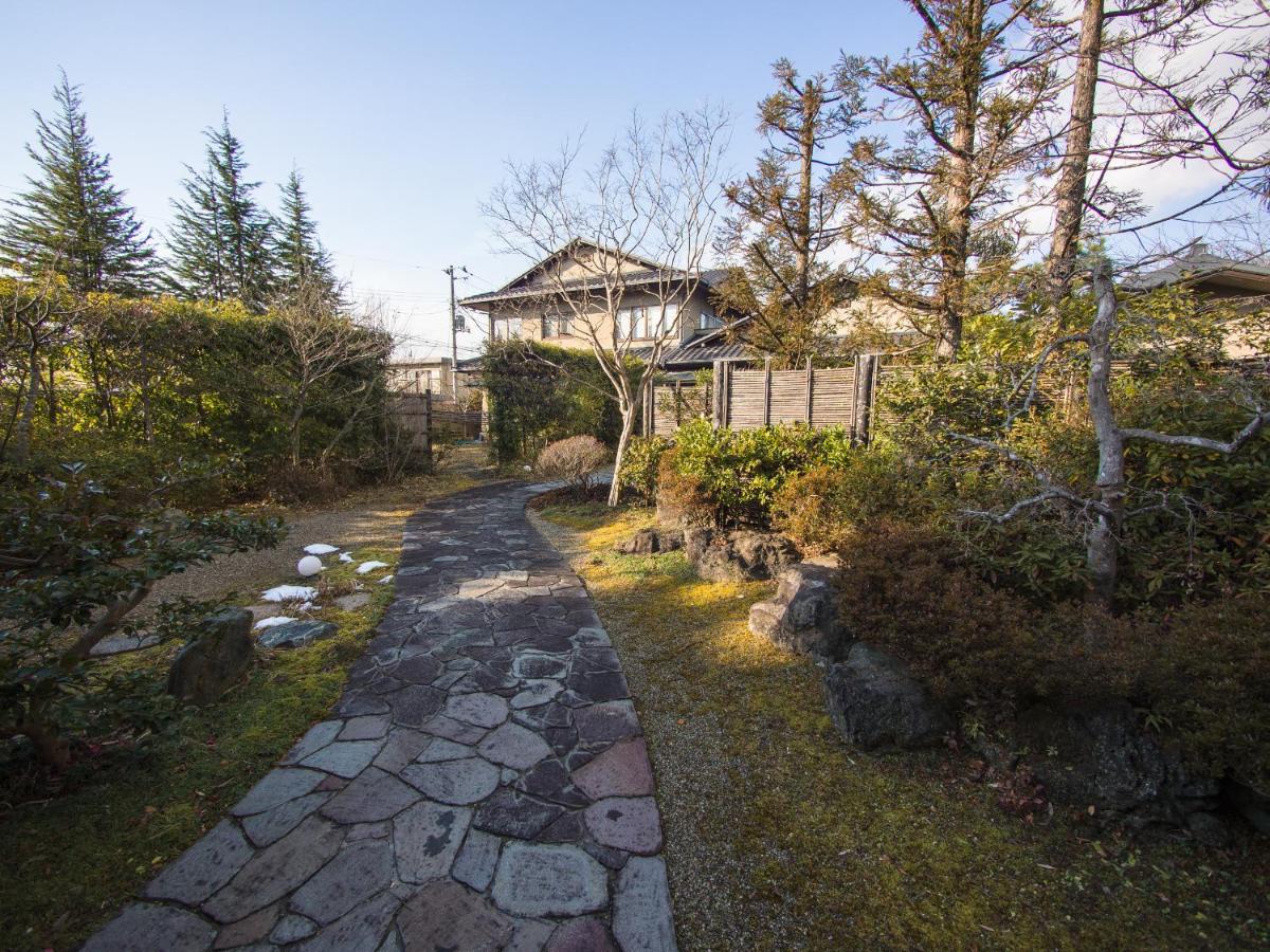 Tomiya Ryokusuian Sado-Taiken Guest House Exterior foto